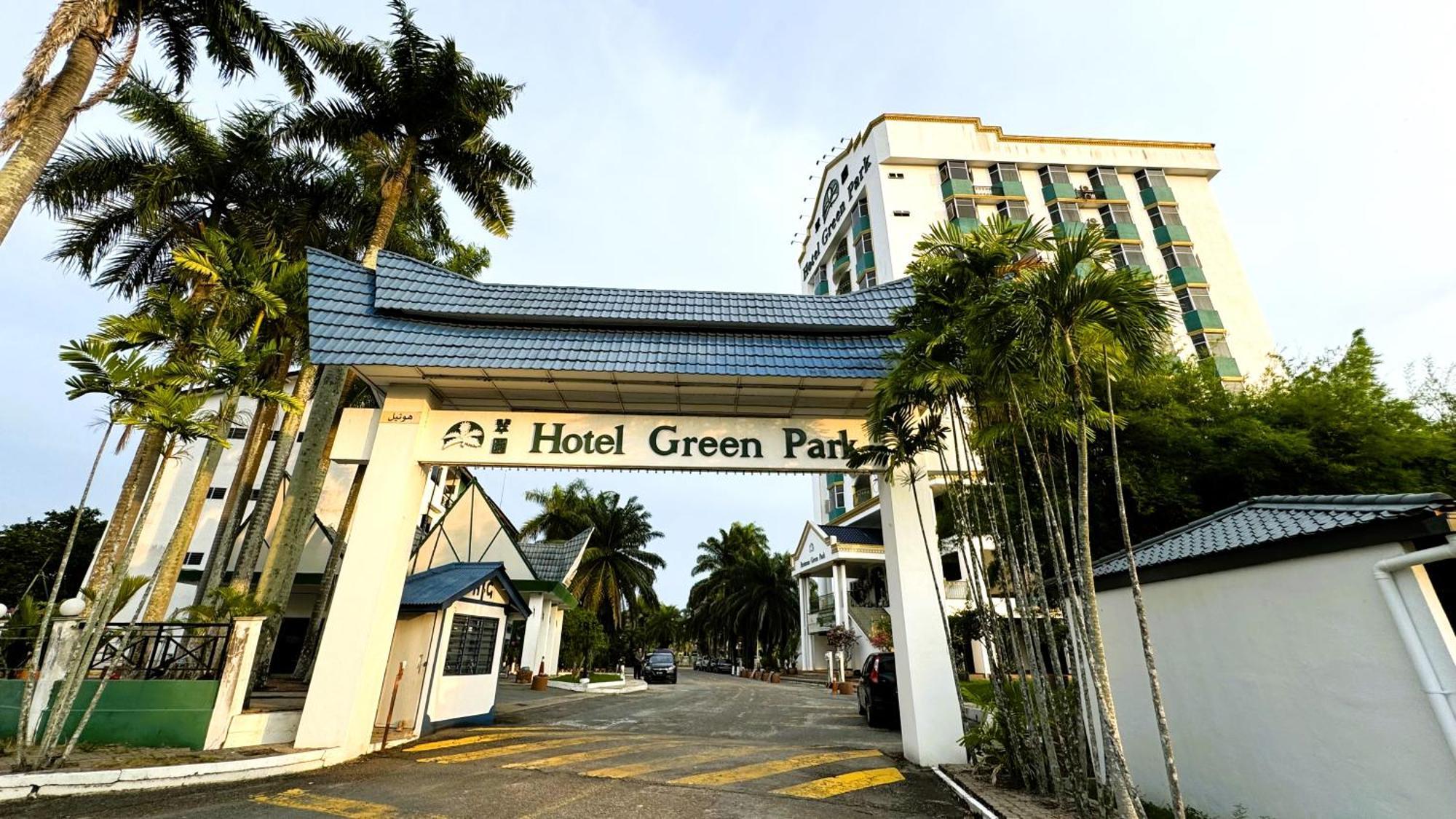 Hotel Green Park Temerloh Bagian luar foto